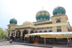 In view of this, we have temporarily suspended our zoom and facebook live streaming until further notice. Datei Masjid Ar Rahman 2 Jpg Wikipedia