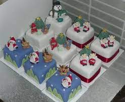 Roll the fondant icing and either cut one very thick round to fit the top of the cake or stick to medium sized rounds of fondant to each other with a little water. These Would Be So Cute For The Holidays Christmas Cake Designs Mini Christmas Cakes Christmas Cake Decorations