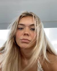 The all knowing disposable camera 📸