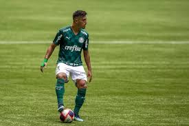 Se você costuma cantar e vibrar com o palmeiras no estádio, este é seu plano ideal! Targeting The South American Market Leads To Spurs Joining Chelsea In Pursuit Of Palmeiras Wonder Kid