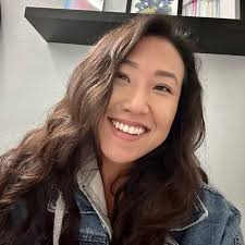 Elizabeth Isabella Hwang (@lizhwangg) • Instagram photos and videos