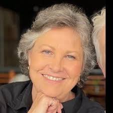 Jolene Gunn's Instagram, Twitter & Facebook