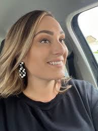 Colleen Chadwick's Instagram, Twitter & Facebook