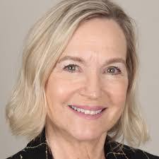 Wendy Wolff's Instagram, Twitter & Facebook