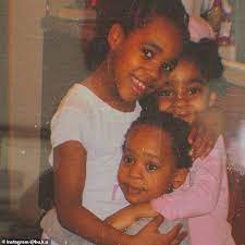 I've written about kelly a few times in the past month, and it was when i was covering his absolutely insane guardian interview (where r. R Kelly Stopped Paying Child Support And Changed His Number To Avoid His Kids Who Don T Call Him Dad Daily Mail Online
