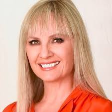 Louise Roberts's Instagram, Twitter & Facebook