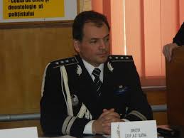 .comisar sef de politie adrian jurca, director general adjunct al directiei generale de informatii si protectie interna din cadrul mai, a fost mutat in interesul serviciului la serviciul de informatii si protectie interna arad, urmand a fi numit in functia de sef al acestei structuri. Scoala De PoliÈ›ie Din Slatina È™i A Prezentat BilanÈ›ul Pe 2014 Semnalul Oltului Ramnicului Argesului