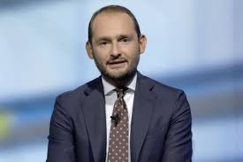 3) at the moment donnarumma has received only an approach from jose mourinho to join roma (who desperately need a new goalkeeper. Di Marzio Explains Difficult Donnarumma Talks As Raiola Attempts Stab In The Dark
