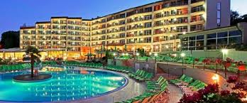 Nisipurile de aur (zlatni pyasatsi), una din cele mai mari si mai cunoscute destinatii turistice de pe litoralul bulgaresc, situata in mijlocul parcului national cu acelasi posibilitatile de cazare in nisipurile de aur sunt multiple, hotelurile din statiune fiind constructii noi sau renovate, acestea sunt doatate cu. Bulgaria 2018 Cazare Nisipurile De Aur Hotel Vistamar Nisipurile De Aur Oferte Ultra All Inclusive Oferte Ultra All Inclusive Nisipurile De Aur Sejur 2018 Ultra All Inclusive Sejur Vara 2018 Sejur Vara