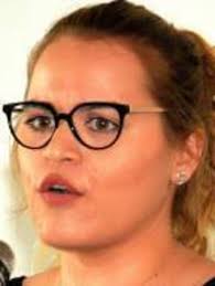 Berührungen für Eheleute nach Tod tabu