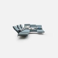 Two seat heights, an optional ottoman and the wide range of rolf benz covers gives you even more freedom. Sofas