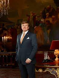 Hij verliet de eikenhorst, waar hij zijn gezin stichtte en keerde terug naar het paleis waar hij zijn jeugd. Photographs Of King Willem Alexander Photos Royal House Of The Netherlands
