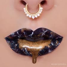 Marble Lips Are The Newest Makeup Trend Going Viral On Instagram New Makeup Trends Lipstick Trend Latest Makeup Trends