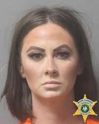 Kimberly Wellman's Instagram, Twitter & Facebook