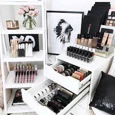 Inspirational Makeup Room Ideas Make Up Stations For Your Room Makeupstationideasforbedroom Makeup Storage Makeup Storage Organization Makeup Rooms
