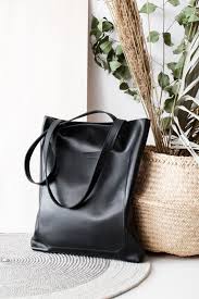 Black And Brown Leather Purse Simple Black Leather Tote Bag No Lpb 20599 Simple Black Bag Grey Leather Bags Bags