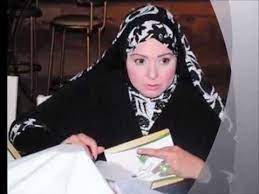 صابرين sabreen نشأت فى أسرة عاكف التى برعت فى العاب السيرك حيث أنها ابنه أخت الممثله الفنانه نعيمه عاكف بدأت التمثيل والعاب الأكروب fashion nun dress dresses