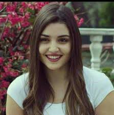 Pin By Amer Tamer On صور سيلين Beauty Beauty Girl Brunette Beauty