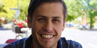 Brett Drummond's Instagram, Twitter & Facebook