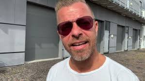 Hemma Hos... Arvingarna