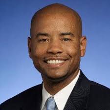 Terrence Howlett (@thowlett4mayor)