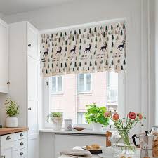 Gardinen im landhausstil verschönern ihre küche. Landhaus Stil Bistrogardine Kurzgardine Gardine Real De