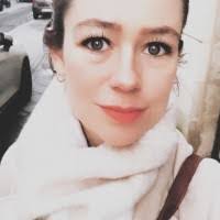 Mona Simon's Instagram, Twitter & Facebook