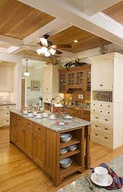 51 Warm Wooden Kitchen Designs In Modern Classic Style Modern Kitchen Design Kitchen Cabinets Color Combination Kitchen Design