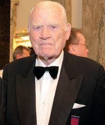 Imelda Mclaughlin's Instagram, Twitter & Facebook