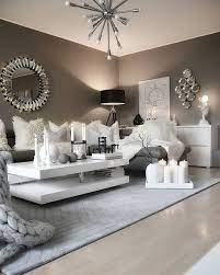 Design ist die suche zu machen, die machen das haus, damit es modern wirkt. Wohnzimmer Braun