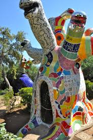Niki De Saint Phalle Sculpture Tarot Garden Tuscany Niki De Saint Phalle Friedensreich Hundertwasser Histoire De L Art