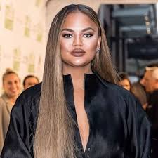 Model, tv host and cookbook author chrissy teigen published a lengthy post on monday, acknowledging she'd been a troll on twitter and. Chrissy Teigen Says She S Been Sober For 4 Weeks Abc News