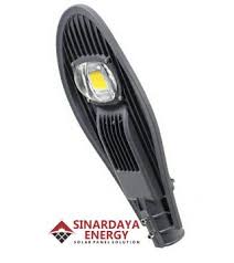 Lampu pju led osram ini merupakan platform paling sederhana untuk mengoptimalkan antara kinerja dan biaya, karena pencahayaannya di rancang khusus untuk aplikasi jalan tipe me3∼5. Jual Lampu Jalan Tenaga Surya 50watt Lampu Pju Led Cobra 50watt Ac Dc