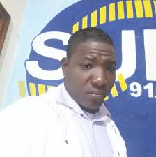 Eddy arias (@www.radioreydereyes.org.es) • Facebook