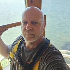 What are good window tinting companies for main living area windows?