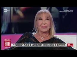Wilma goich quando piangi 1964. Wilma Goich Vs Elfrida Ismolli Continua Lo Scontro A Distanza Storie Italiane 20 02 2020 Youtube