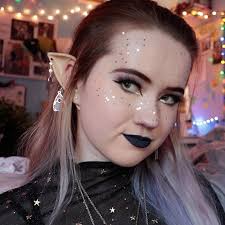 Lore Grant: books, biography, latest update