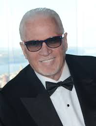 Gestures for Mario Dell'Anno