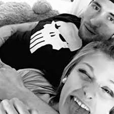 Dustin Mahan's Instagram, Twitter & Facebook