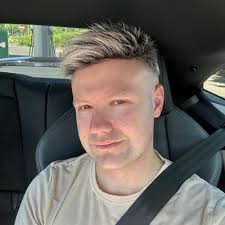 Dee Purcell (@neirds)