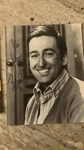 Selling signed photos from past events