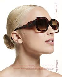 Mais do que acessórios, os óculos Gregory são a expressão do seu estilo.  Design atemporal, acabamentos impecáveis e armações que combinam com  qualquer ocasião—do casual ao sofisticado. O toque final que transforma