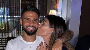 Insigne und barella treffen für italien. Lorenzo Insigne Das Ist Seine Schone Frau Jenny
