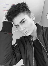 6 androgynous haircuts you can try. 21 Androgynous Haircuts For A Bold Look As The Word Itself Suggests Androgynous Means Anything That Gives T Androgynous Haircut Tomboy Hairstyles Ftm Haircuts