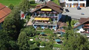 Marx cemetery a blízko technicke muzeum viden. Home Boutique Hotel Dreimaderlhaus Weissensee Nahe Neuschwanstein
