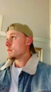 Kurt Dotson's Instagram, Twitter & Facebook