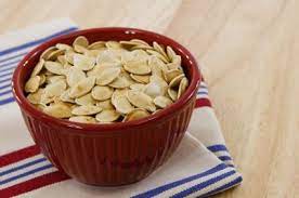 Roasted Pumpkin Seeds Recipe The Beachbody Blog Recipe Pumpkin Seed Recipes Roasted Pumpkin Seeds Eat Smart