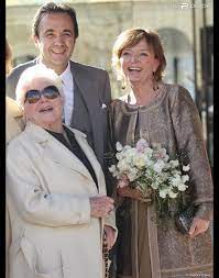 Secrétaire général de l'elysée sous jacques chirac de 2005 à 2007, avocat et auteur de la france est la solution, sorti le 21 avril 2016. Mariage De Claude Chirac Et Frederic Salat Baroux Le 11 Fevrier 2011 Ici Avec Line Renaud Purepeople