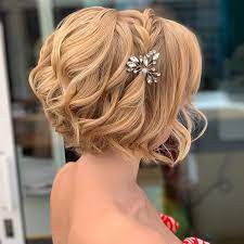 Brautfrisuren Fur Haare Kurz Med In 2021 Hair Styles Perfect Hair Short Hair Styles