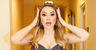 Hadise Nin Sosyal Medyada Cok Konusulan Goruntusu Hadise Makyajsiz Hali Ile Gorenleri Sasirtti